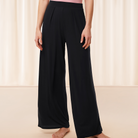 Triumph Aura Spotlight - Black - 10221403-0004