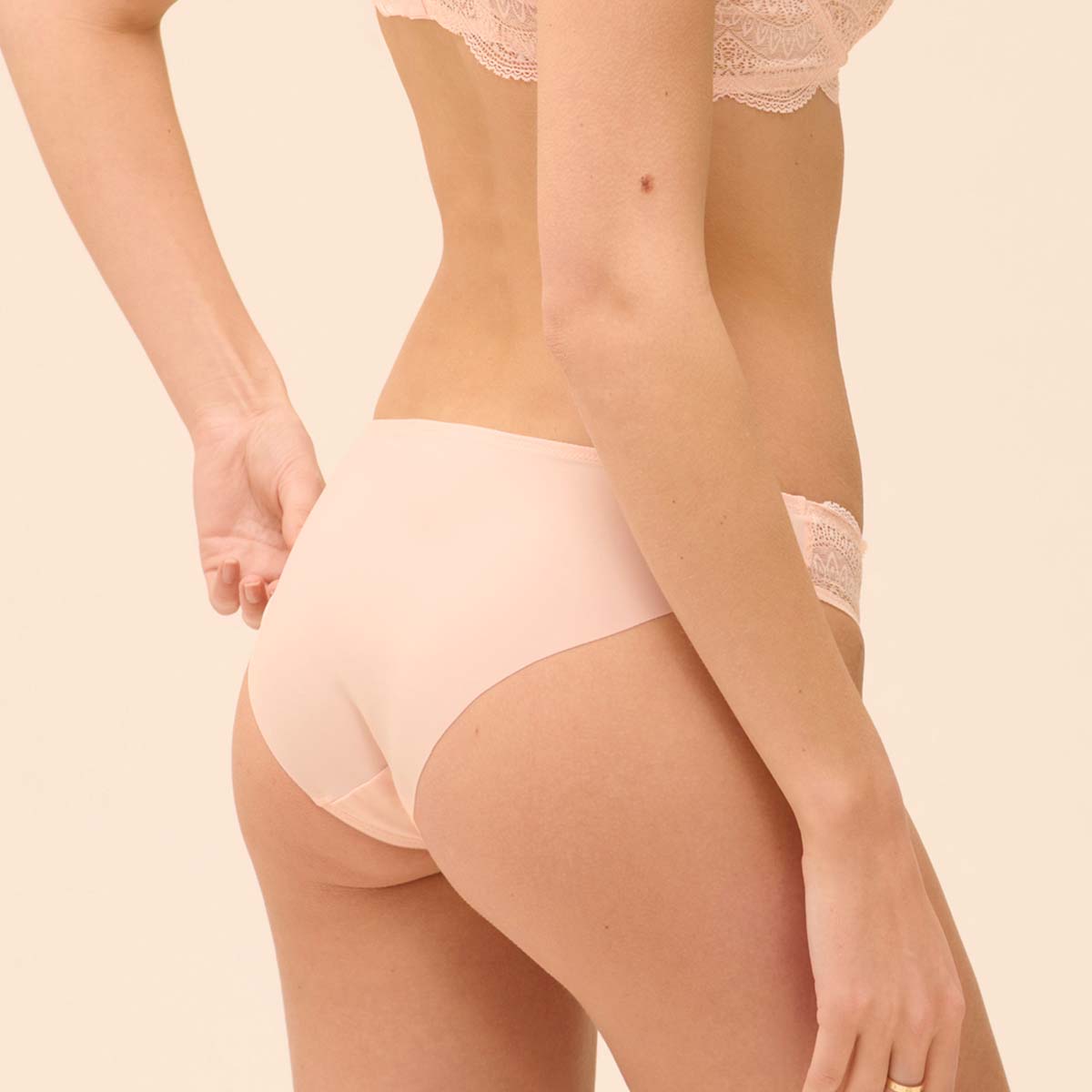 Simone Pérèle Karma tai trusse, beige - 12v720 - 739 - Peau Rosée