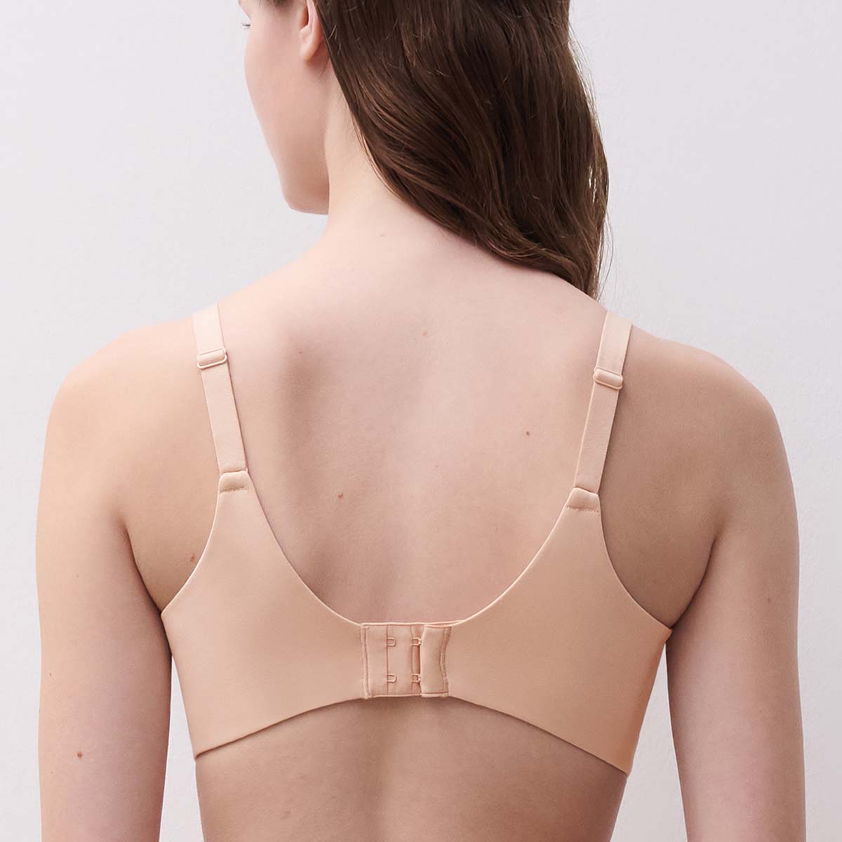 Chantelle EasyFeel Norah BH med bøjle, beige - C13F10 - 01N - Golden Beige