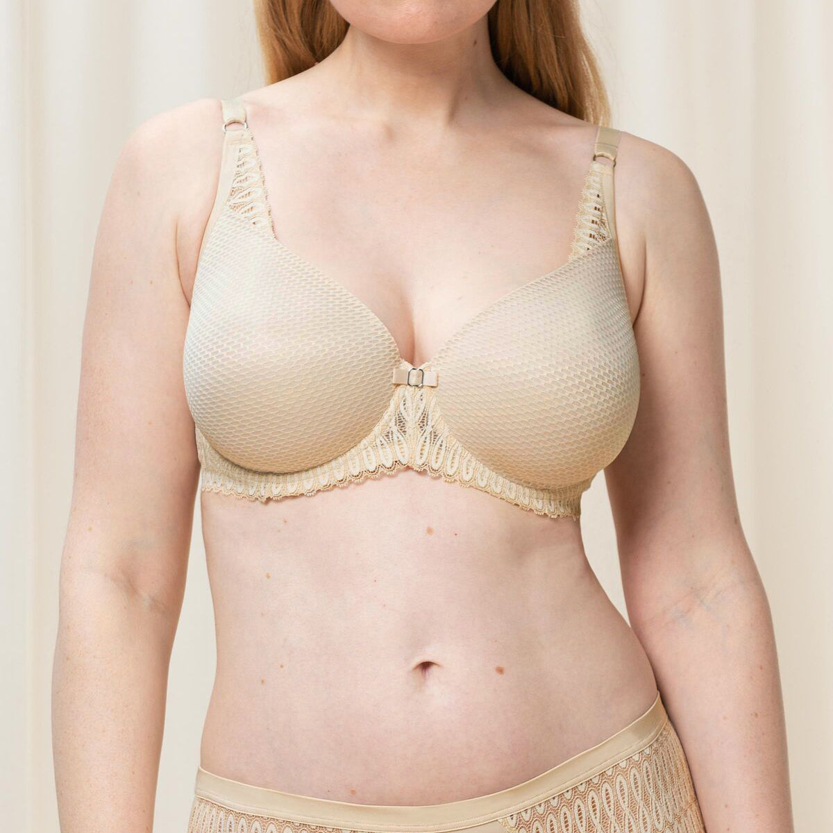 Triumph Aura Spotlight WHP - Creamy Dream - 10207996-6720