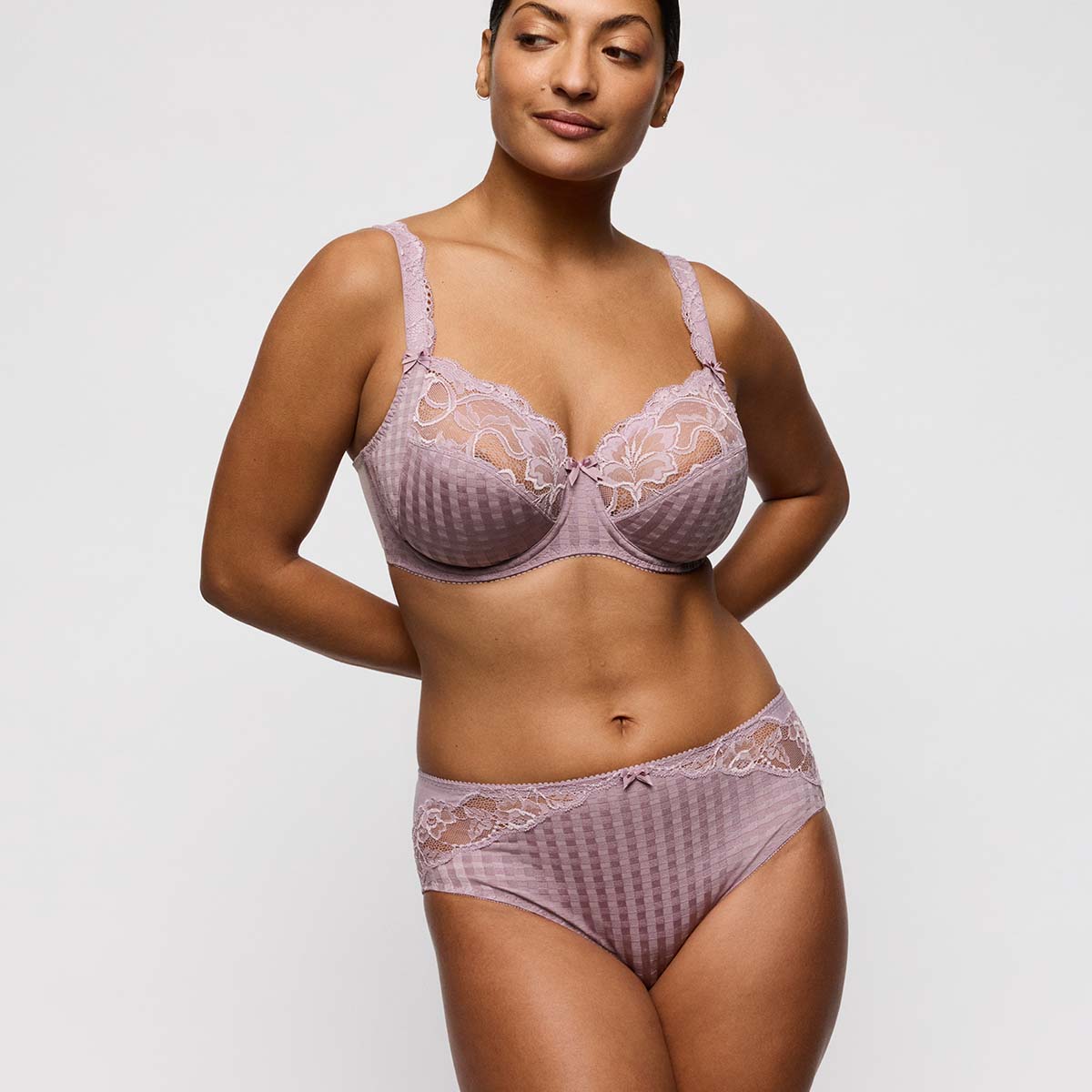 PrimaDonna Madison BH med bøjle, lilla - 0162120/21 - SOF - Soft Sand