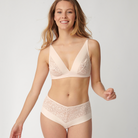 Triumph Vivid Spotlight - Cameo Beige - 10210632-00DL