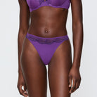 Triumph Comfort Glam g-streng, lilla - 10224956 - 6648 - Purple Passion