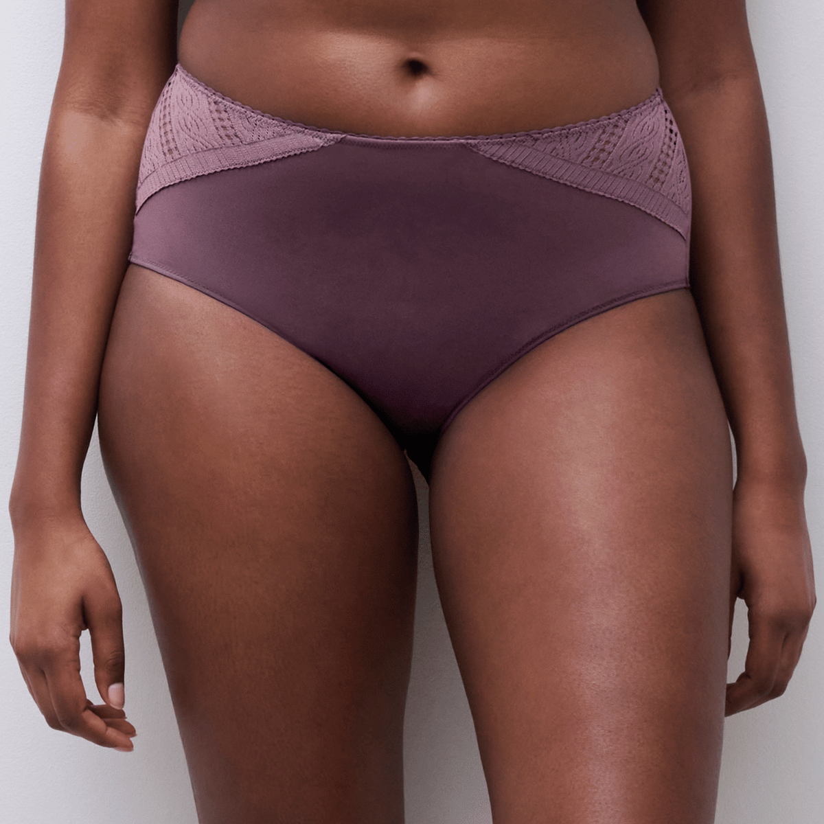 Chantelle Easy Feel Easy Support maxi trusse, lilla - C915C5 - 05C - Hyacinth