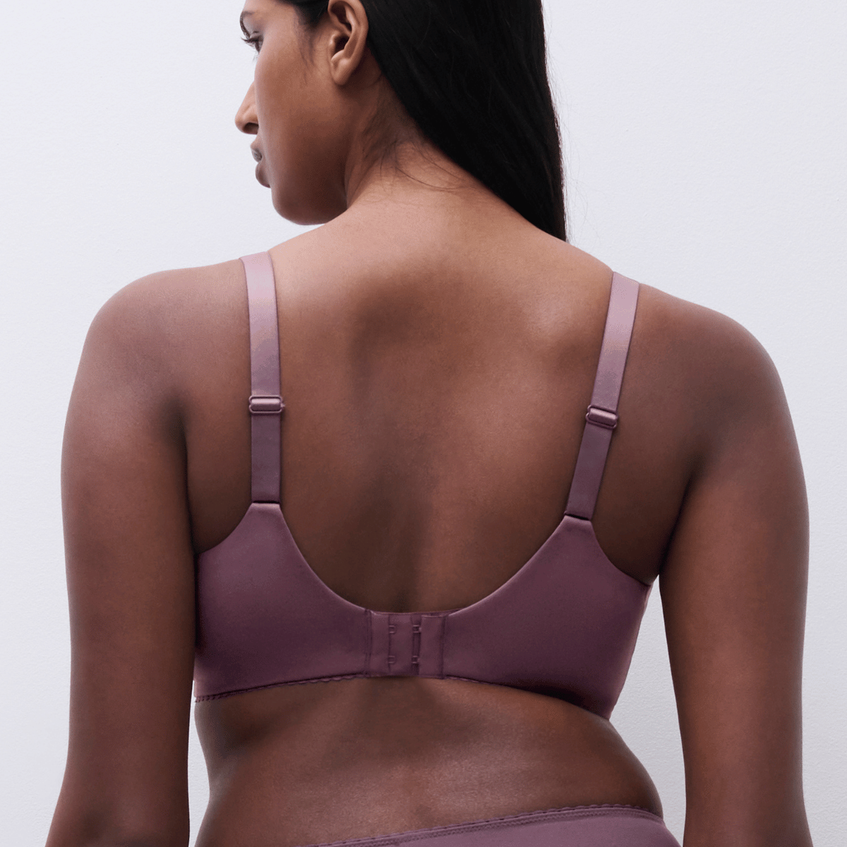 Chantelle EasyFeel Easy Support BH med bøjle, lilla - C915MU - 05C - Hyacinth